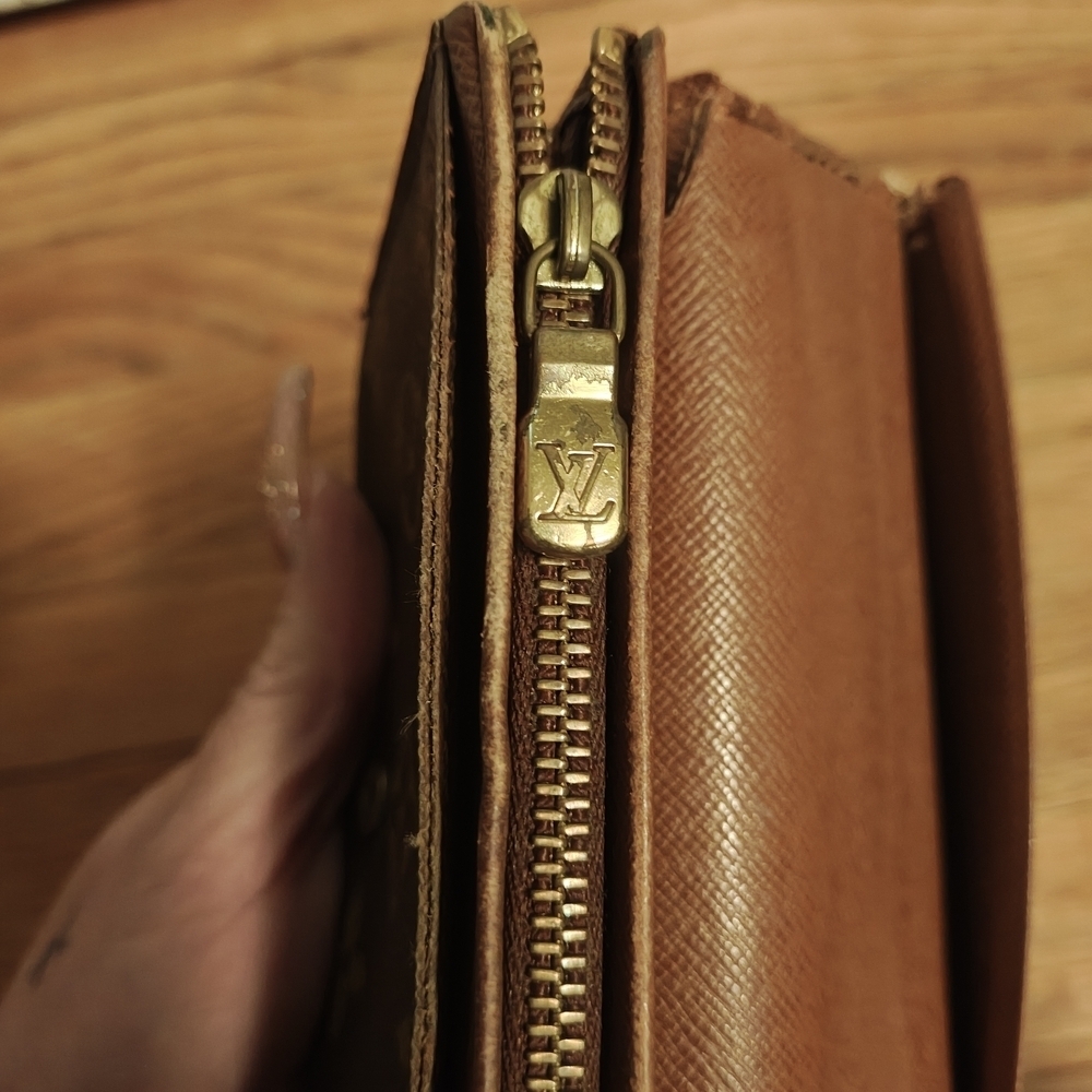 Louis Vuitton Monogram Porte Monnaie Tresor Wallet - Picture 11 of 16
